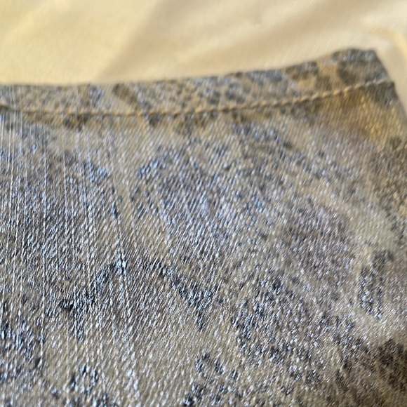 Tinseltown Snake Print jeans matalic sheen , never worn . - Picture 10 of 10